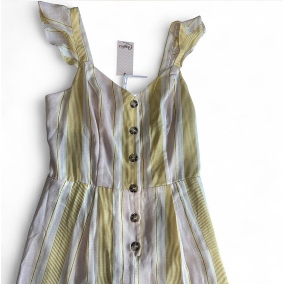 NWT Candies Jumpsuit | One-Piece | Woman‎ Size Medium - Picture 2 of 7